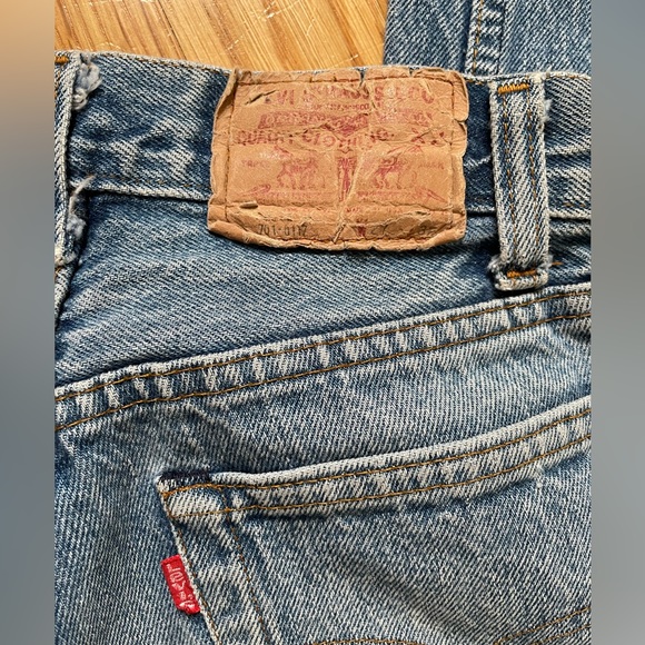 Vintage LEVIS 701/501 Student Fit Cropped Jeans size 23/24 - Picture 3 of 6